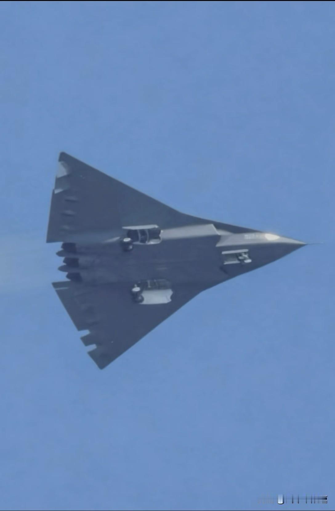 看老美六代机F36来了，你说气人不气人！老美六代机隶属于NGAD项目，202