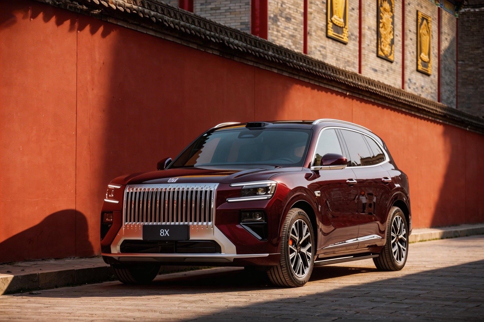 极氪8X官宣4月17日正式上市预售价公布时，不少网友希望正式上市有更大惊喜。仔细