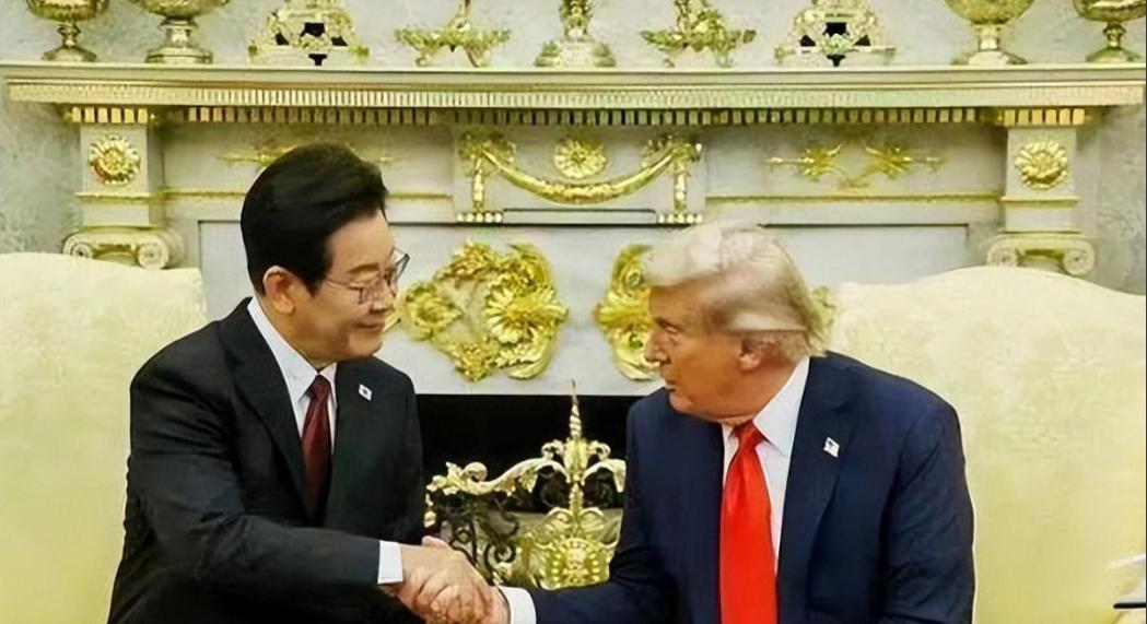 摊牌的时刻，已经到了！一夜之间，特朗普连发五道金牌，直接把“中美博弈”的遮羞