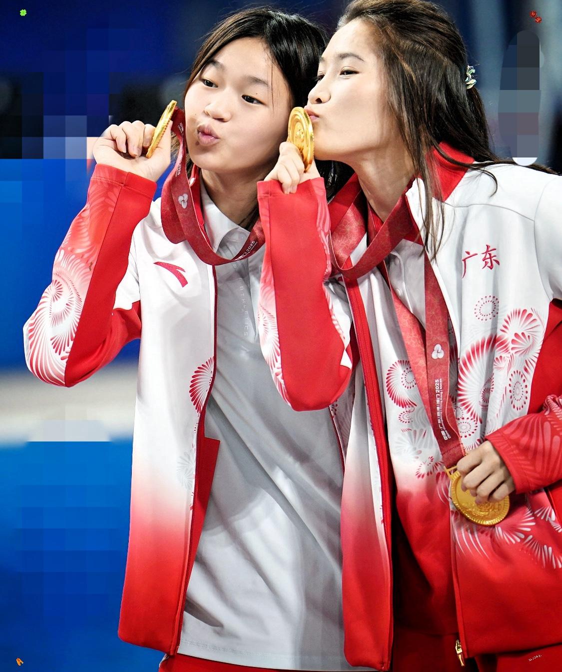 全红婵带给我们的，不仅仅是赛场上的优异表现！全红婵在比赛中取得好成绩，更