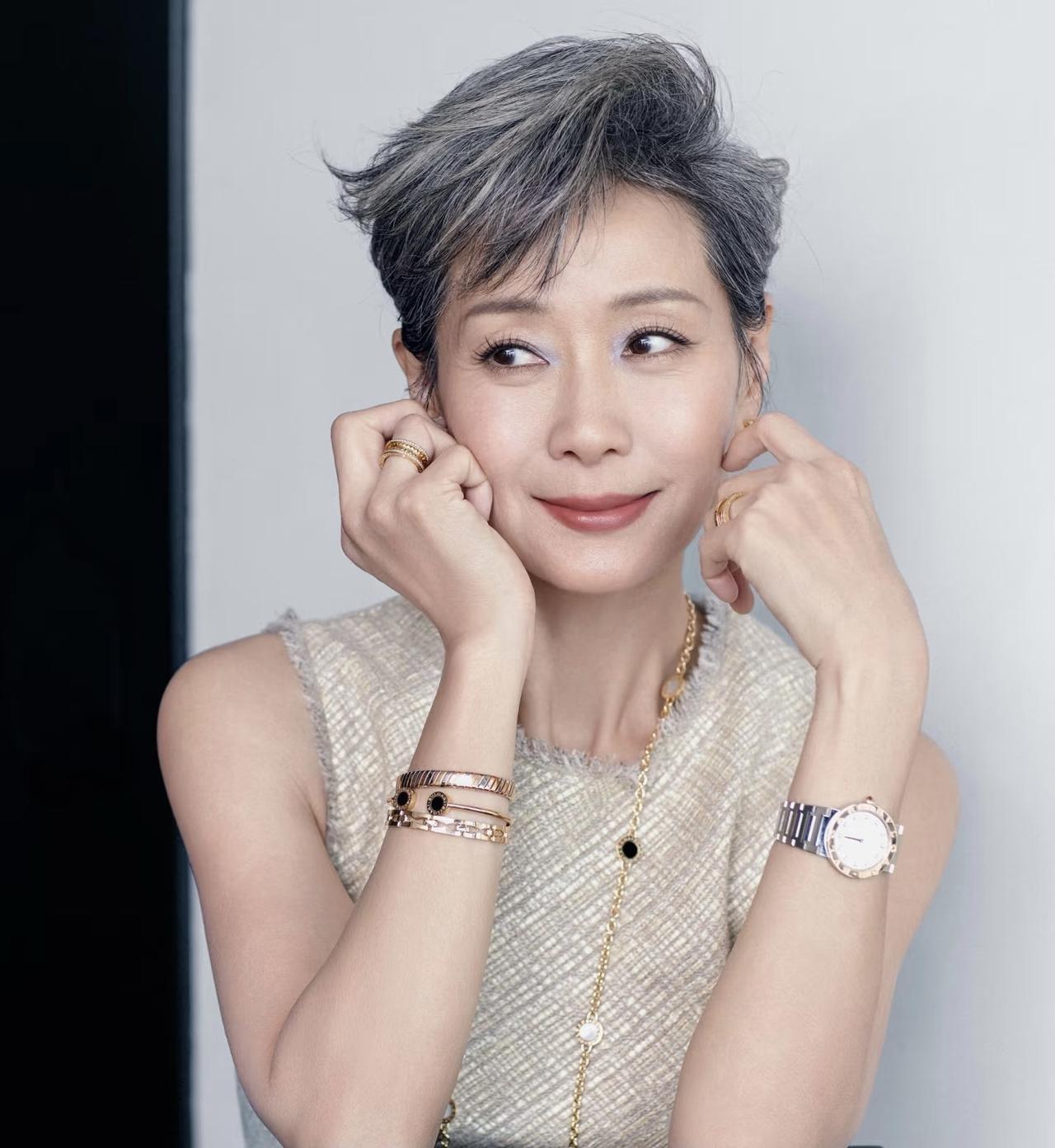 看了最近的《一路繁花》，我心里总不得劲，虽然很喜欢叶童，但是又有点怕她成