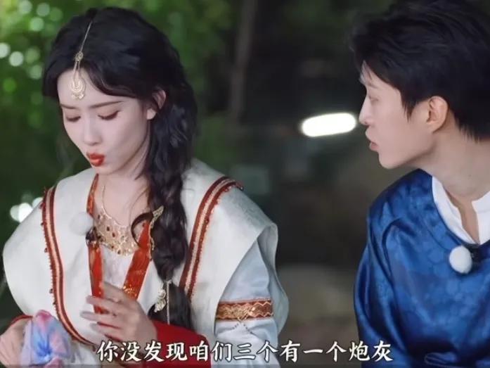 终于明白范丞丞在跑男为什么喜欢逗孟子义了不是因为她漂亮也不是因为她有名气而