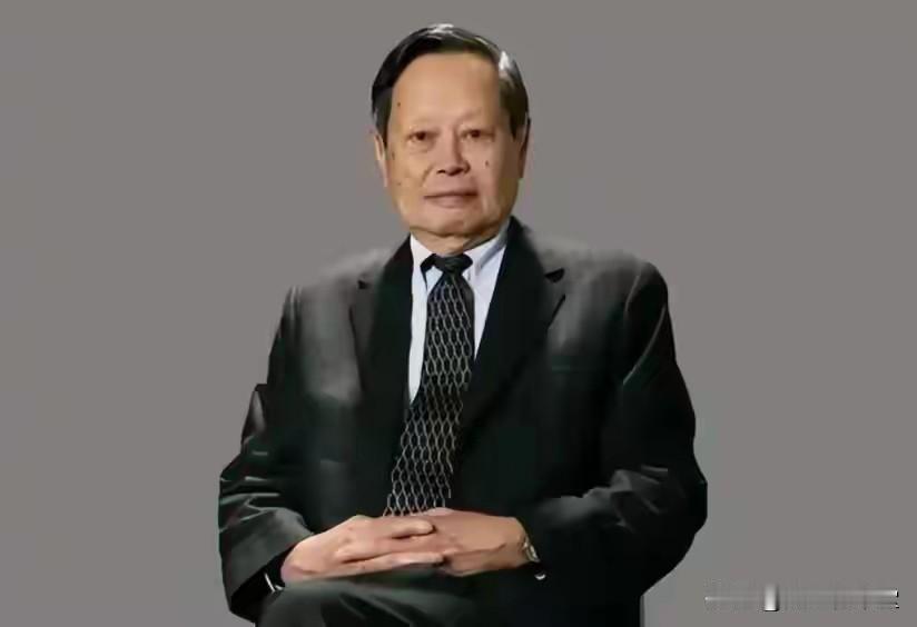 杨振宁：账还是要算杨先生走了！作为中华儿女，他自然不会和这片土地算账。但是