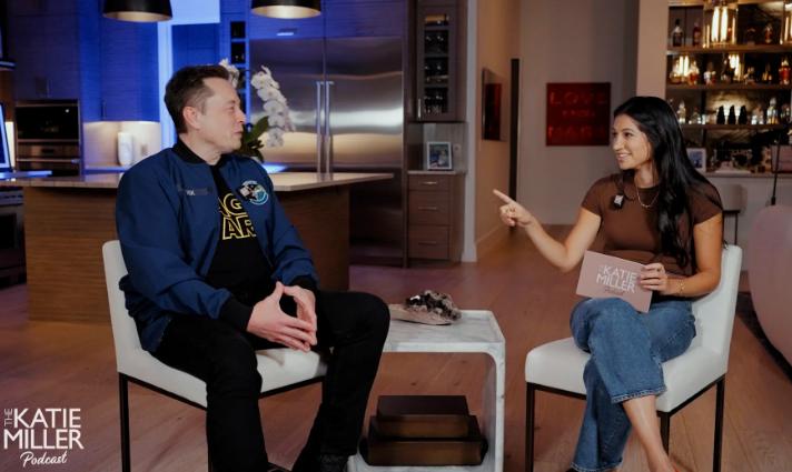 被政治彻底击败！马斯克心灰意冷，承认自己当初“存在幻想”！马斯克日前接受了一