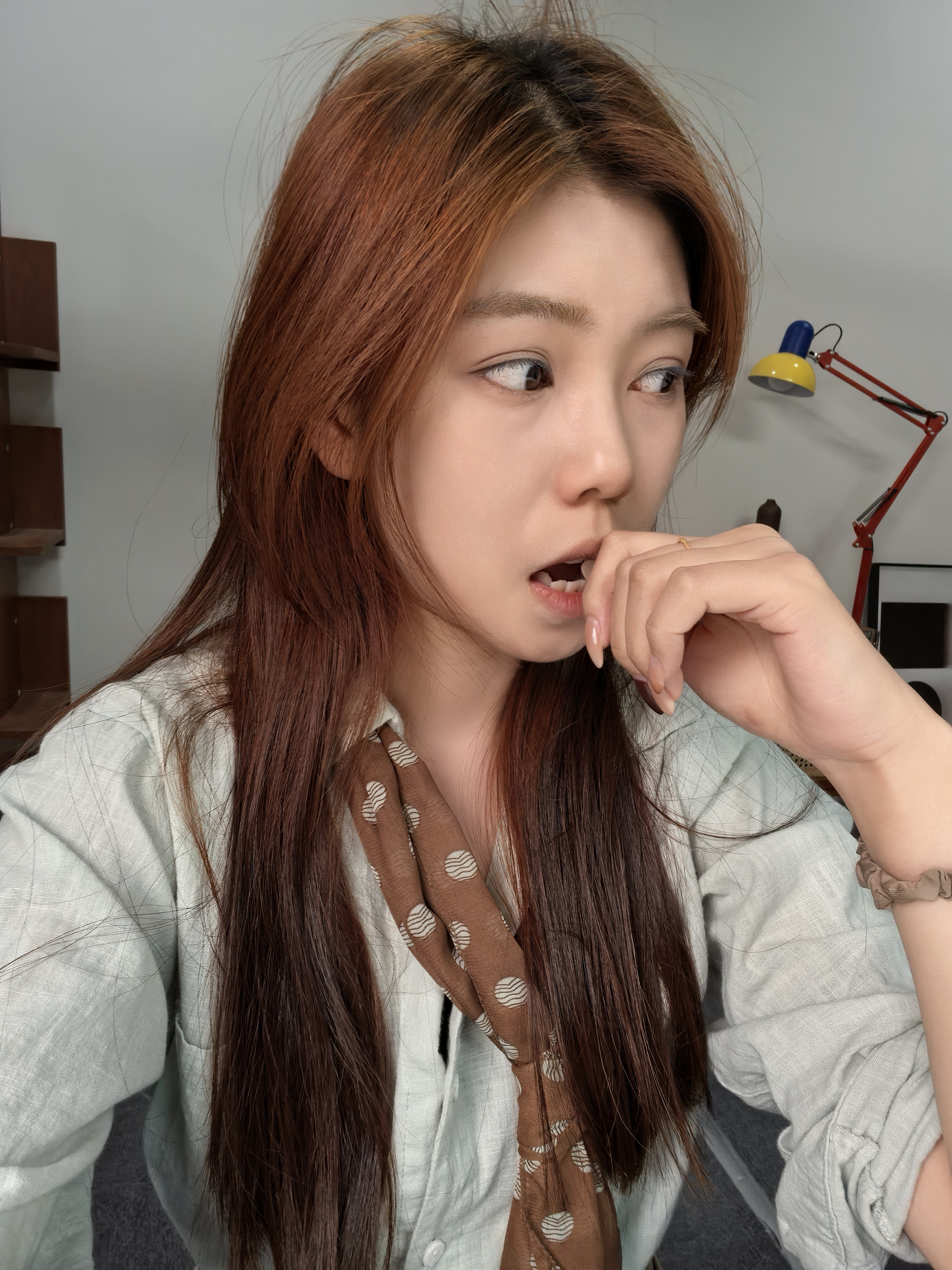 你们觉得戴眼镜和不戴眼镜哪个好？🤔(必须二选一)​​​
