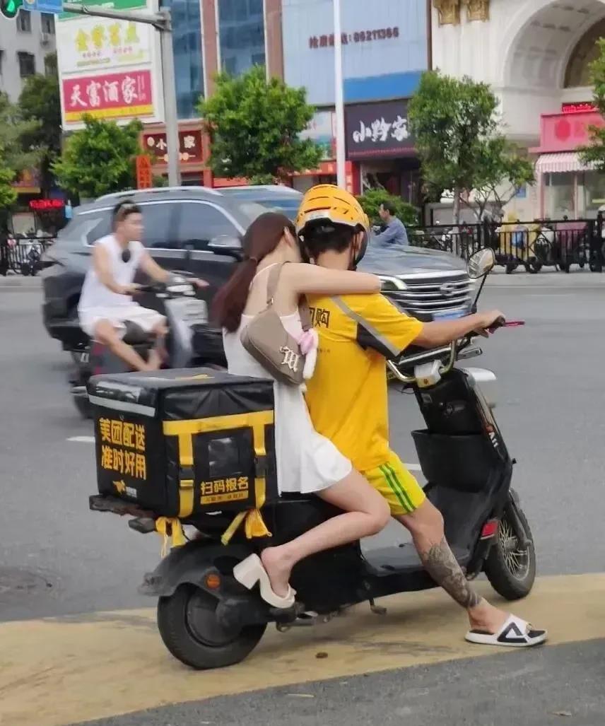 这就是人人都羡慕的爱情吧？