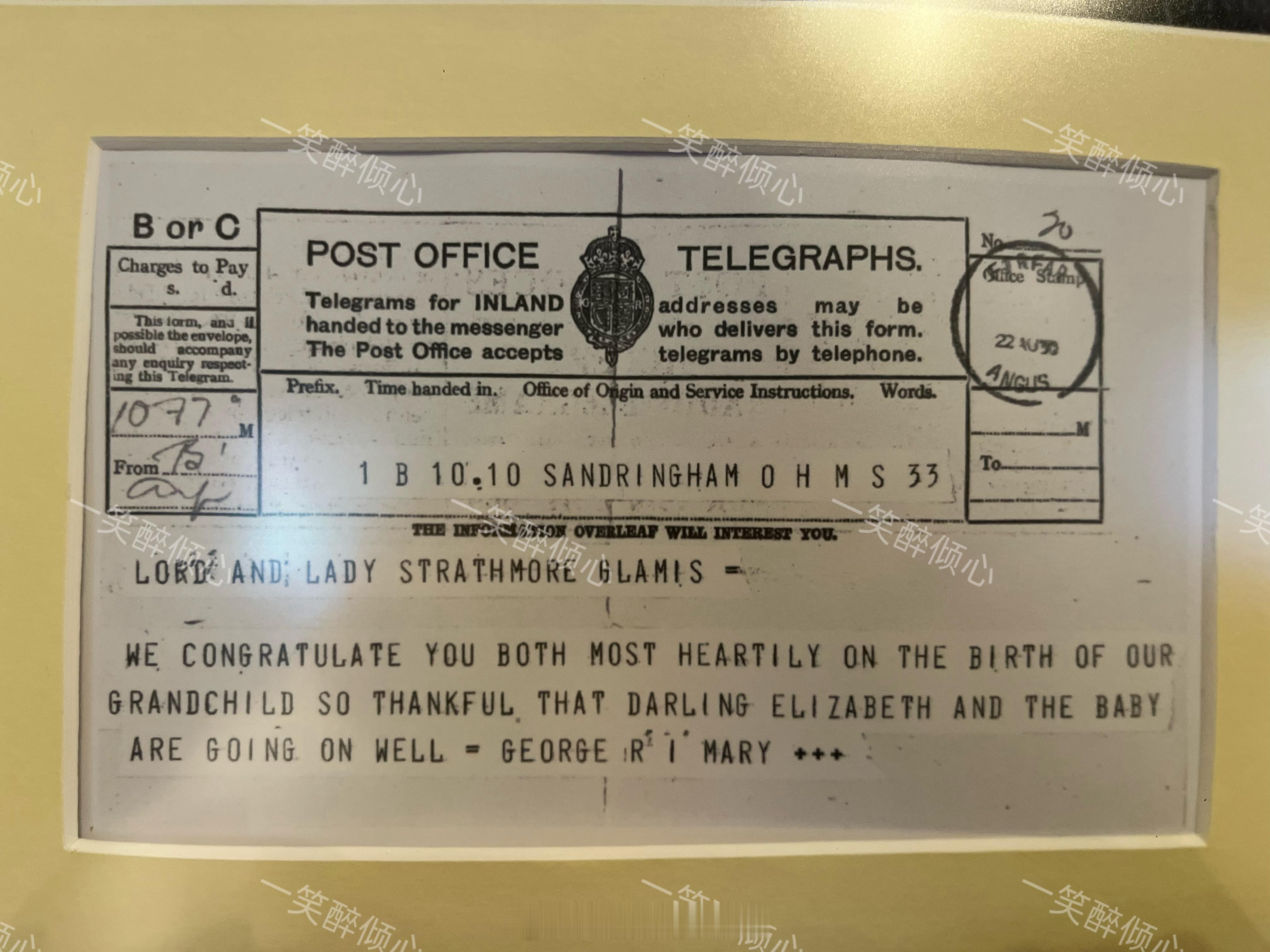 9️⃣5️⃣年前的今天1930年8月22日，乔治五世和玛丽王后在桑德灵厄姆庄园发