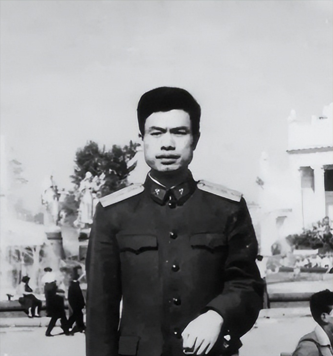 请您为伟大的科学家钱老停留1秒钟，一生为国铸就地下钢铁长城，致敬中国工程院士钱七