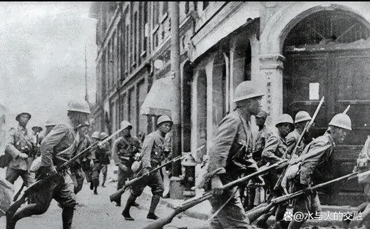 江城沦陷，日军进城后却傻了：我们赌上国运，就抢了座空城？这里说的江城，就是