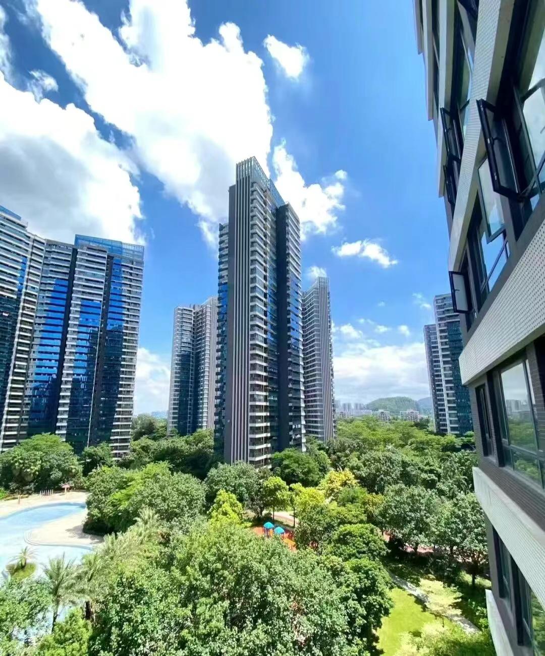 【南沙楼市再迎来史诗级的跌幅记录！金茂湾成交单价杀到1.7万/平】南沙楼市今年整