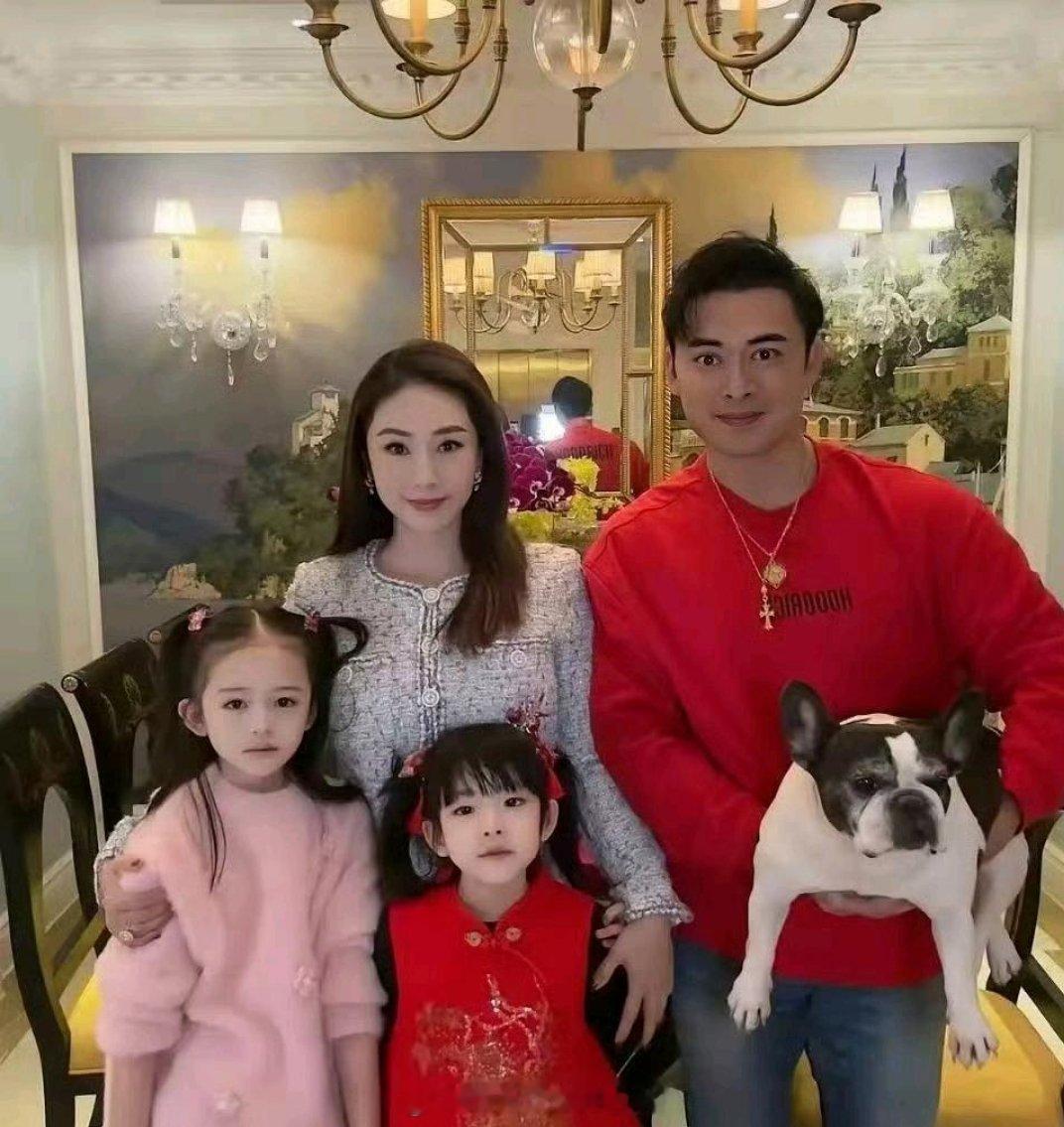 樊少皇的女儿，你们觉得好看吗？这小女孩，应该是最美星二代了吧