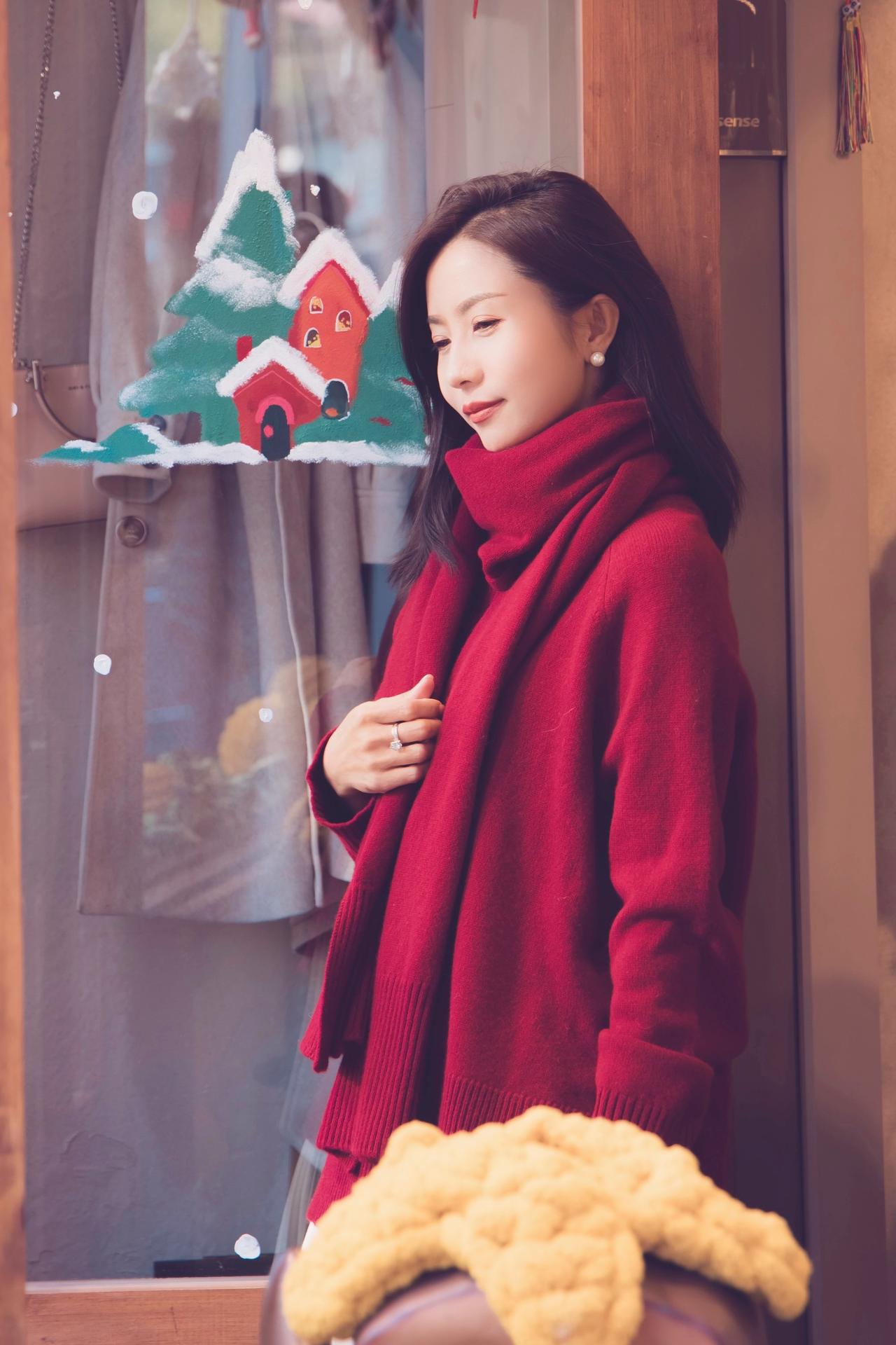 圣诞人像暖色系用最圣诞的照片配最温柔的歌一张写真暖到我这样子拍也太有