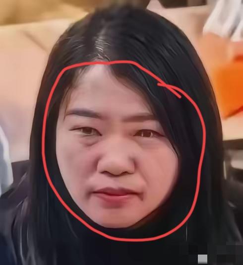 有时候真想不明白，有些人脑子里装的到底是什么？河北保定那个泼汤女的事，本来已经够