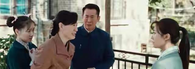 追剧《依依向北风》觉得编剧给剧中人物取名字还真下了功夫。乔正君,“