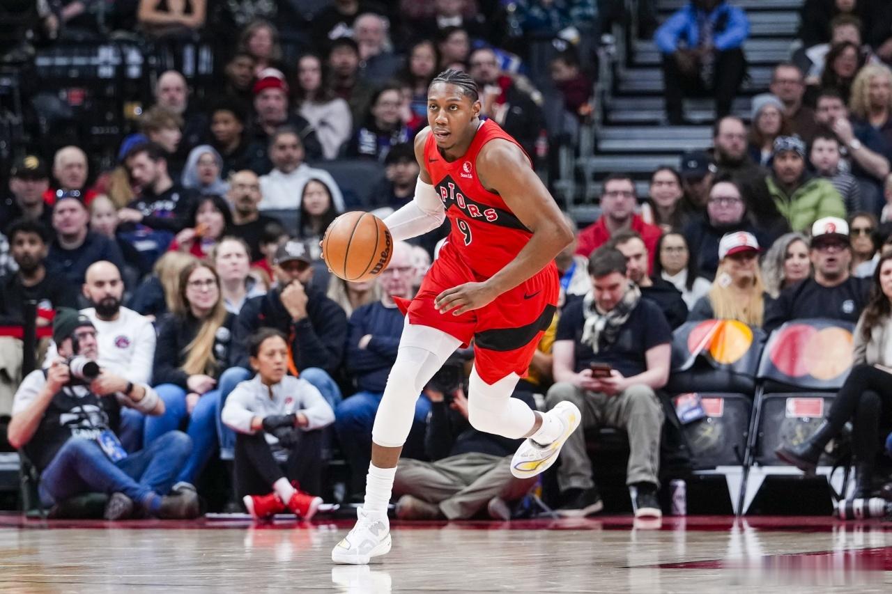 4月24日讯季后赛东部首轮G3，猛龙126-104战胜骑士。赛后，猛龙球员巴