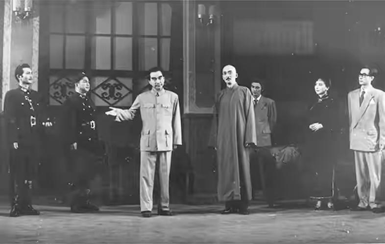 陈赓出身红军，为何到129师当旅长？115师的两个旅长他惹不起这话乍一听像是