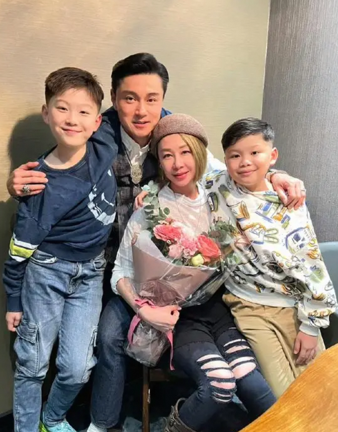 TVB前小生黄浩然:离巢内幕与二十年无绯闻的背后