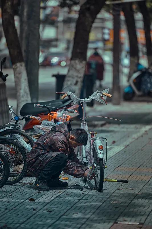 2026马年新年祝福：致每一个认真生活的普通人你有没有发现，越长大，越怕