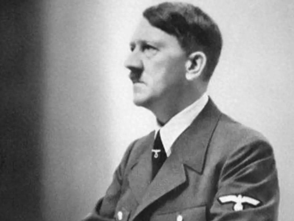 为什么希特勒直至战败，也不动用驻扎挪威的40万德军？原因何在？二战末期，德国