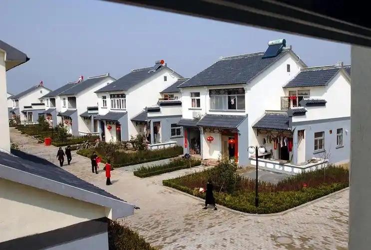 一号文件一下来，城镇户口的人估计后悔惨了！2月3日，中央一号文件正式对外公布