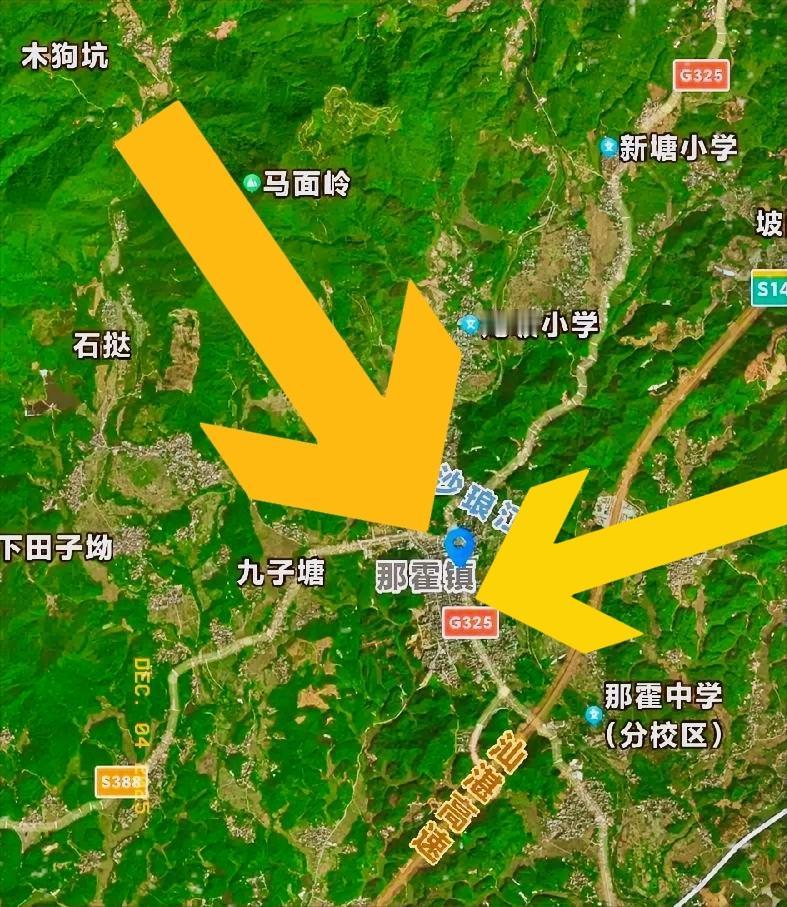原高州与新兴之间的公路，又名高新路，是广东省113省道（现改名为388省道）的主