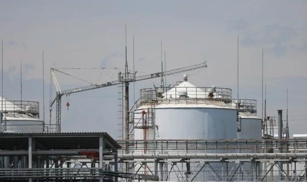 俄罗斯终于明白了，要保护俄罗斯炼油厂，什么S-300，什么S-400防空导弹都没