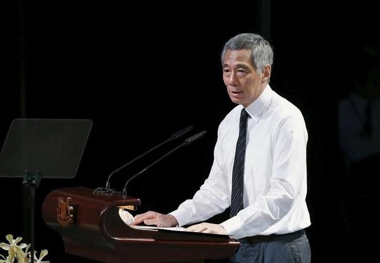 新加坡的焦虑来了。新加坡一向认为自己坐稳了东南亚的经济头把交椅，哪知道这海南的