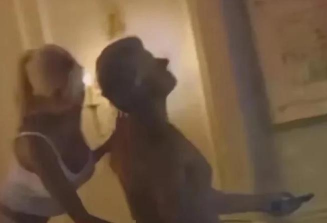 中国不可以输，一定要赢。如果中国输了，我们的孩子将会上爱泼斯坦的菜单如果中国