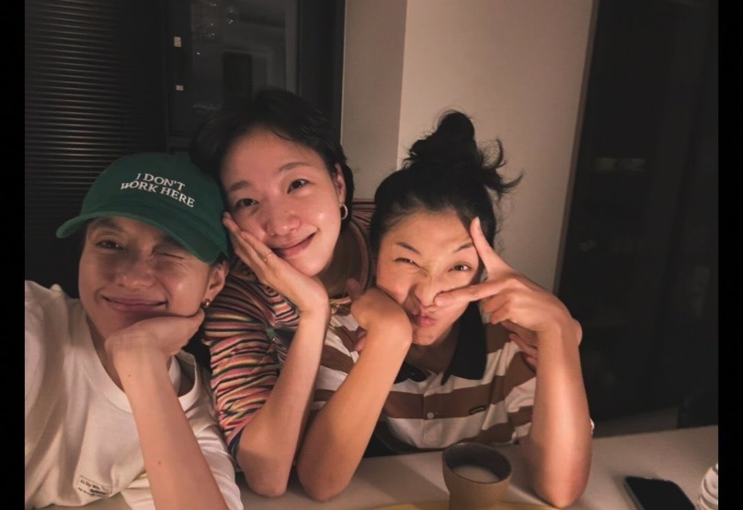 OMG！安藤樱、韩孝周、金高银惊喜同框