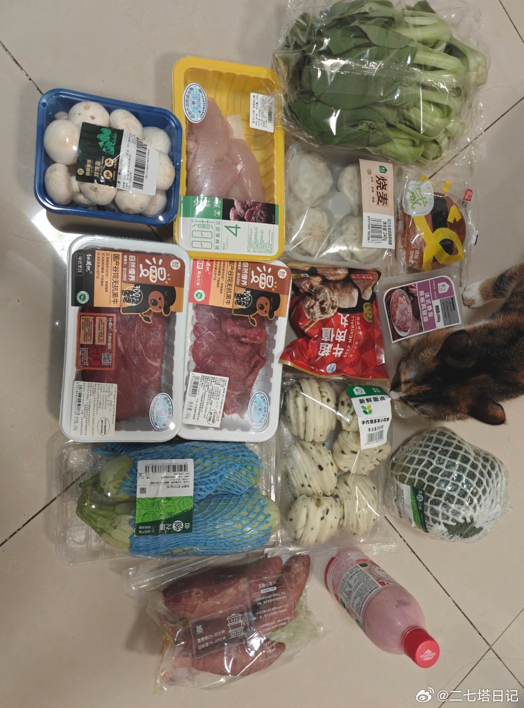 盒马的晚间出清还是太权威了，网友称买了一堆东西最后花了不到75块钱​​​