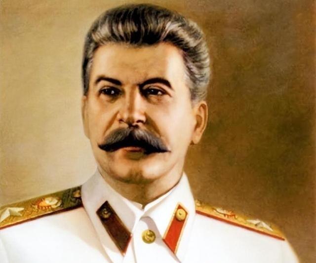 1941年，斯大林的儿子被德国俘虏，2年后德国打了败仗，德国给斯大林写信，希望用