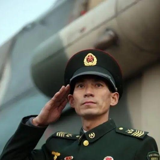 2000年，中国从俄罗斯进口6架军机，谁知刚飞不久就坏了4架！俄专家怎么也修不好