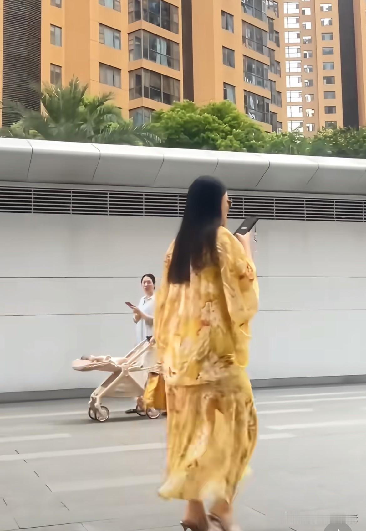 李湘一家都瘦了！现在都把健康和运动放在第一位！有针整个娱乐圈都瘦了，我真不信