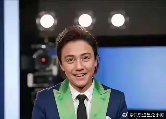 刘烨的基因太强大了，儿子太像他了，诺一是中法混血儿，很帅！