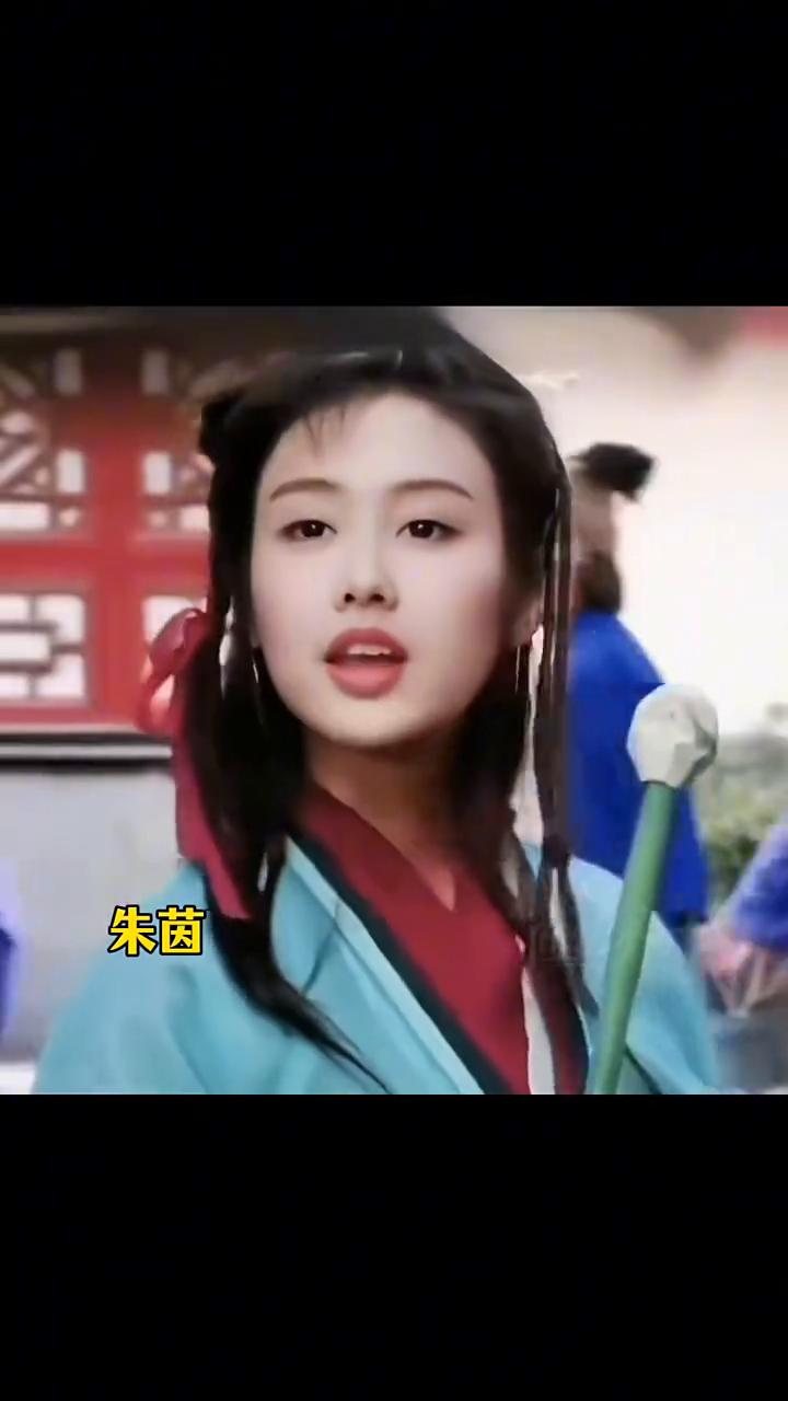 同样是扮演黄蓉，把翁美玲和朱茵放在一起对比，谁会更胜一筹？翁美玲，靖哥哥，朱茵