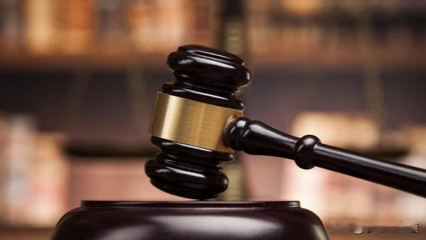 一人一句新年祝福遗赠给“儿媳”却被判无效！法院：隐瞒离婚事实+不履行赡养义务，触