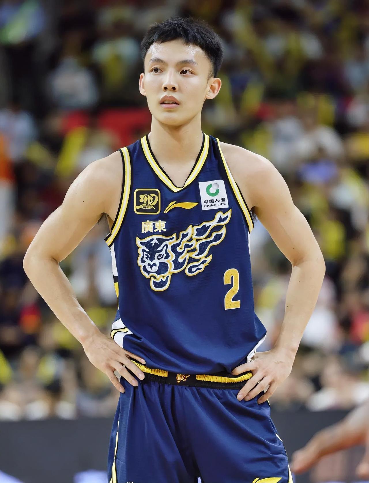 太强了，广东93-85-广州，这3位球员是广东赢球的绝对功臣！1.萨林杰，内线