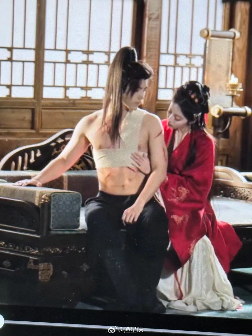 啊瑟是H型身材吗