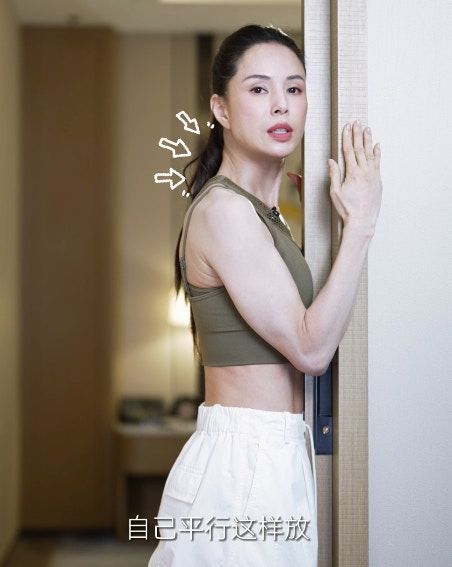 姑姑李若彤也太狠了！在泰国疯狂炫甜品简直像少女一样开心，身材却依旧fit到爆！她