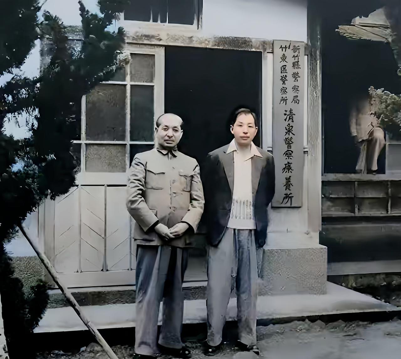如果细细琢磨蒋介石对张学良的囚禁，我们将发现：蒋介石这个人，是极其懂张学良的。软