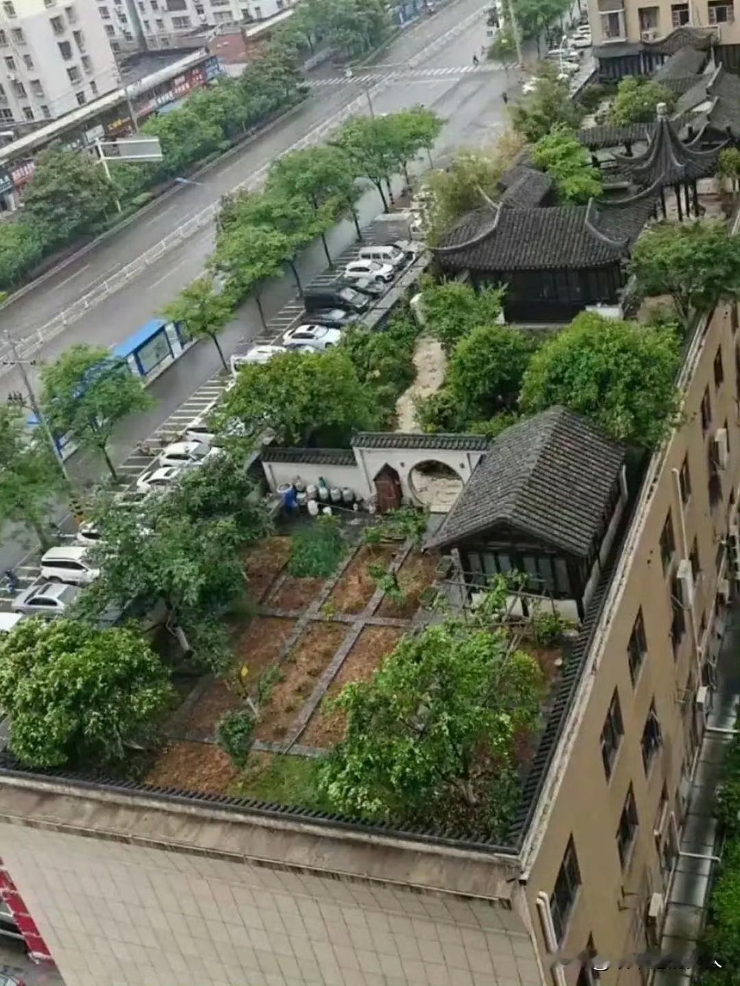 古建筑！[比心]空间利用的不错！网友:上亿都不卖……