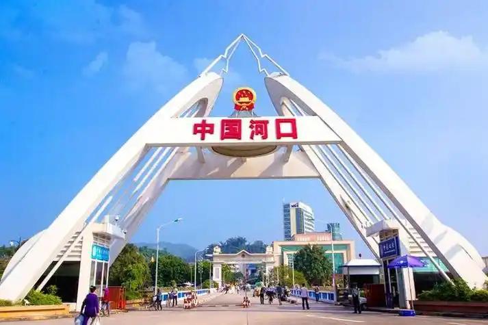 越南想抢中国风头?在中国宣布93大阅兵时，越南也突然宣布要在9月2日举行建国80