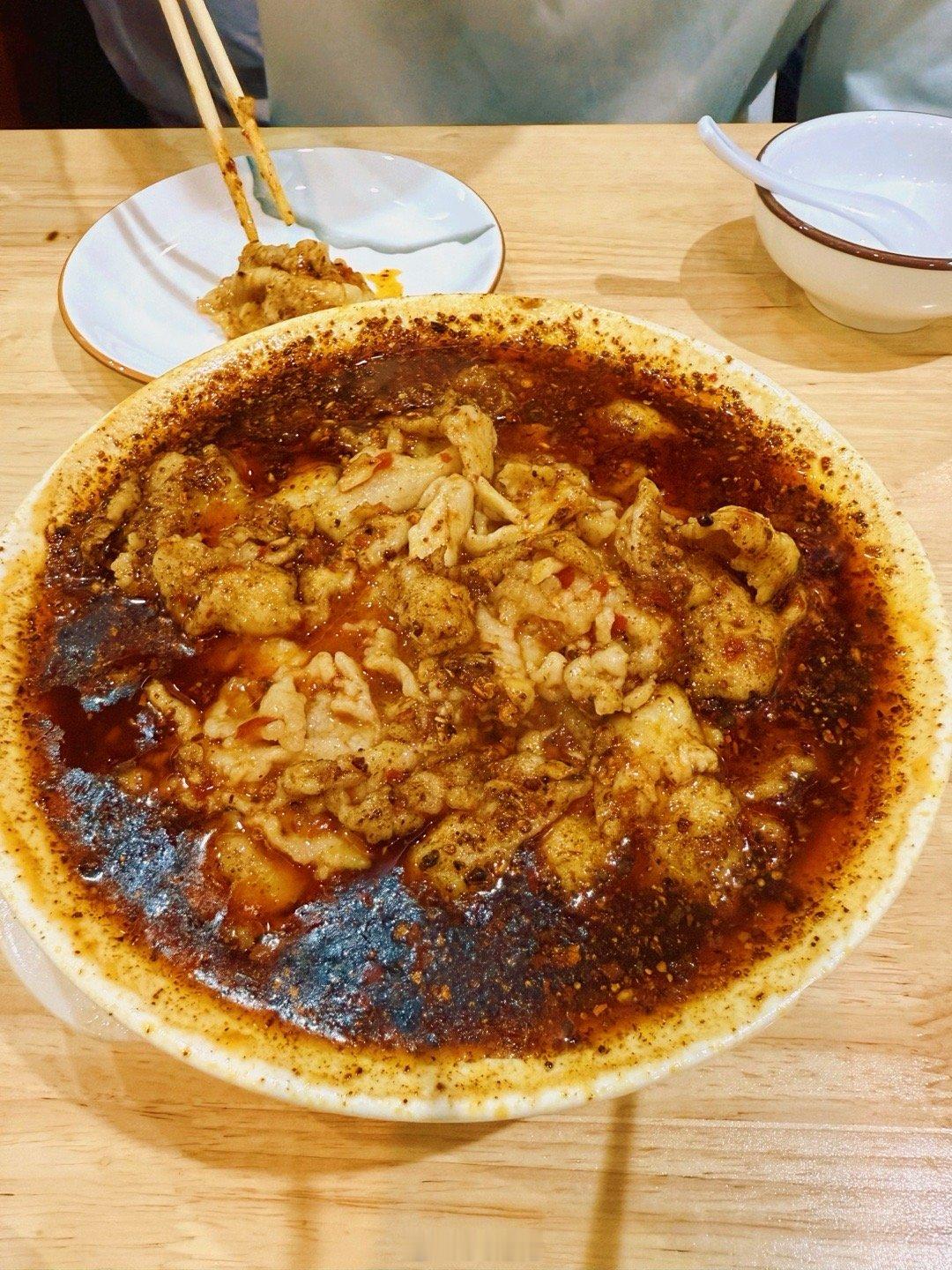 不得不推荐我们昌平这个小店开了得十多年了吧这水煮肉砂锅丸子小拉面真的超好
