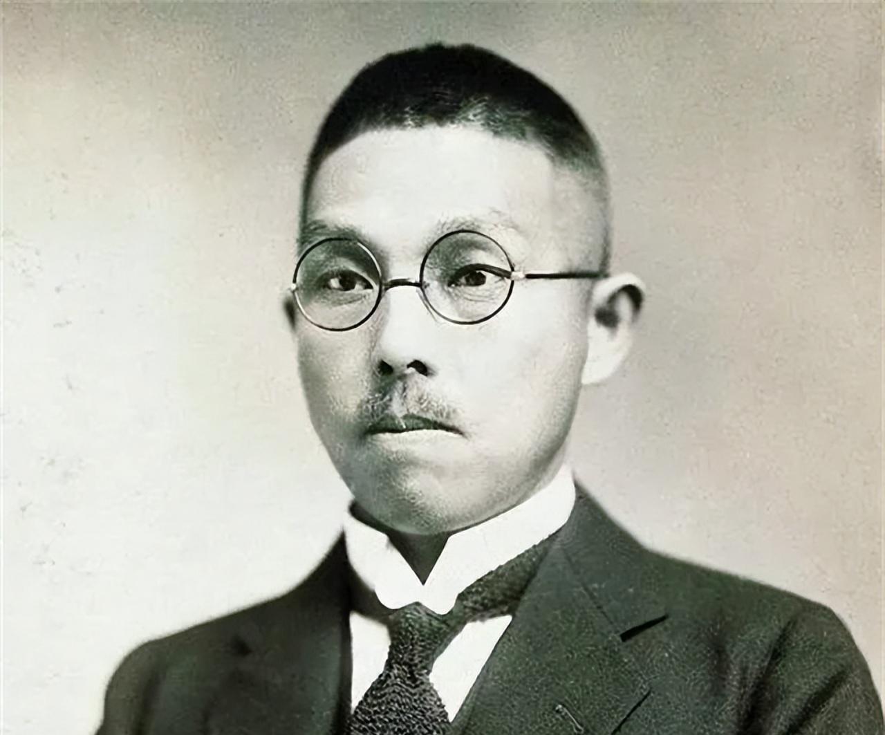 这天，蔡文娜跟杨森提出离婚，杨森一脸和气答应。当天夜里，蔡文娜使尽浑身解数，把杨