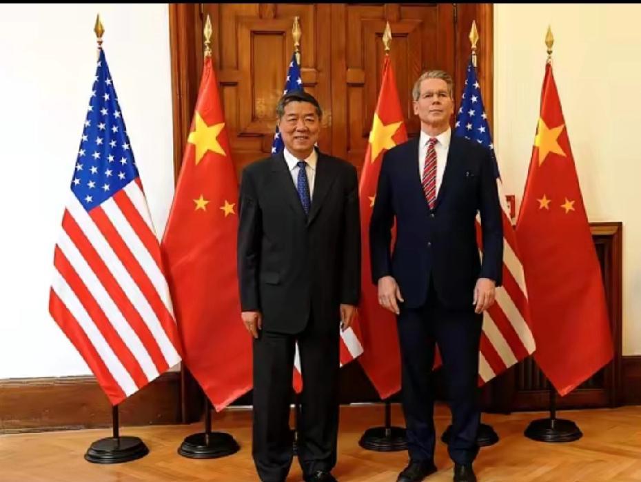 高下立判！玉渊潭天发布中美西班牙马德里会谈合影，美方一个动作尽显压力山大当地时