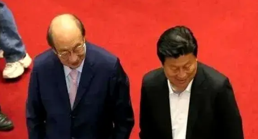 台湾省立法机构今天下午审查国民党团提出的