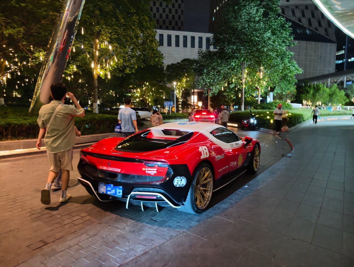 杭州遍地豪车，果然不假！杭州·杭州来福士中心