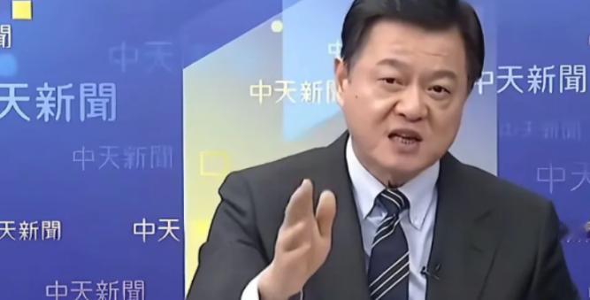 台湾省内还是有高人的。周锡玮说，大陆武统台湾都不一定会得到14亿人100%支持，