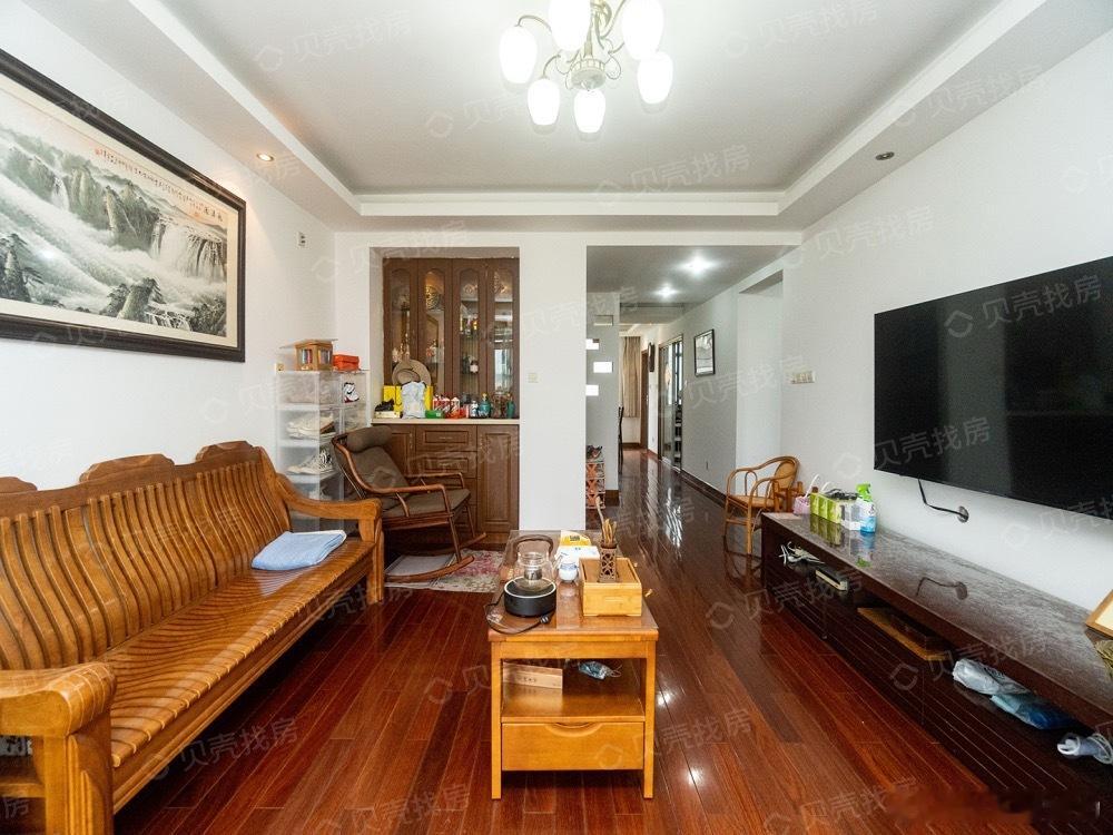 上海二手房卖家大幅跳价中介发声上海浦东金桥的二手房快跌出翔了！金桥标杆证大家园