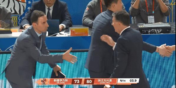 新疆男篮最终主场73：80不敌浙江广厦，新疆男篮本来看起来可以赢得比赛，最后一节